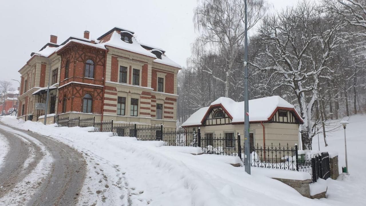Hotel Charlotta Jedlina-Zdroj Exterior foto